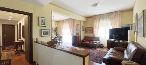 2 Schlafzimmer Wohnung in Reggio Calabria, Italy, Nr. 27860 7