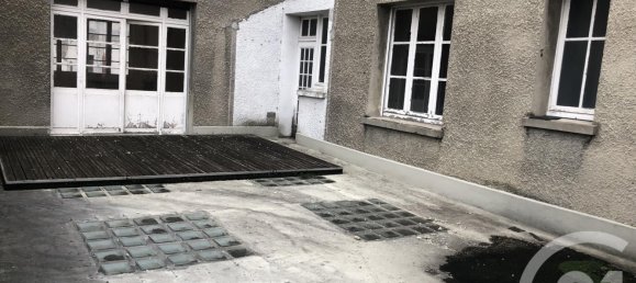 350m² Building in Soissons, France No. 89676 10