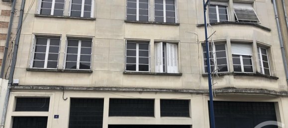 350m² Building in Soissons, France No. 89676 2