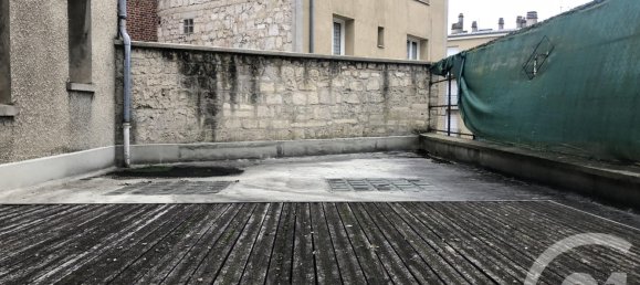 350m² Building in Soissons, France No. 89676 9