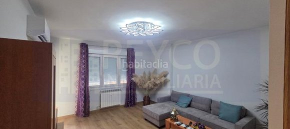 Квартира с 3 спальнями в Логроньо, Испания № 161256 3