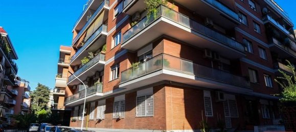 5غرفة شقة في Rome, Italy رقم 24647 3