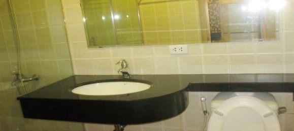 2 bedrooms Apartment in Hoan Kiem, Vietnam No. 6827 12