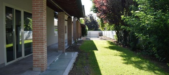 8-Zimmer Villa in Curtatone, Italy, Nr. 67020 2