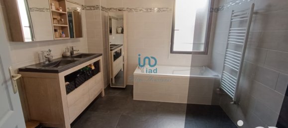 4 rooms House in Fontenay-Tresigny, France No. 316460 9