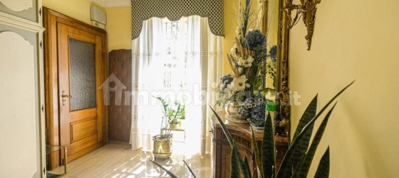 2 Schlafzimmer Wohnung in Turin, Italy, Nr. 268280 24