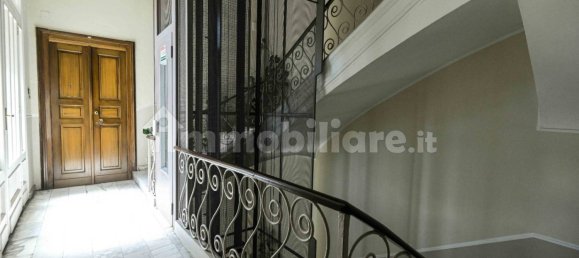 2 Schlafzimmer Wohnung in Turin, Italy, Nr. 268280 6