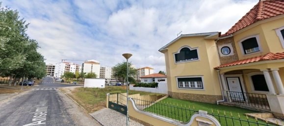 Terrain à Torres Vedras, Portugal 453m² No. 74374 12