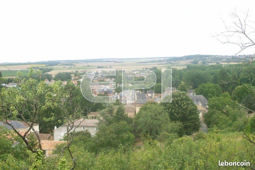 Grundstück in Moncontour, France 2981m², Nr. 114572