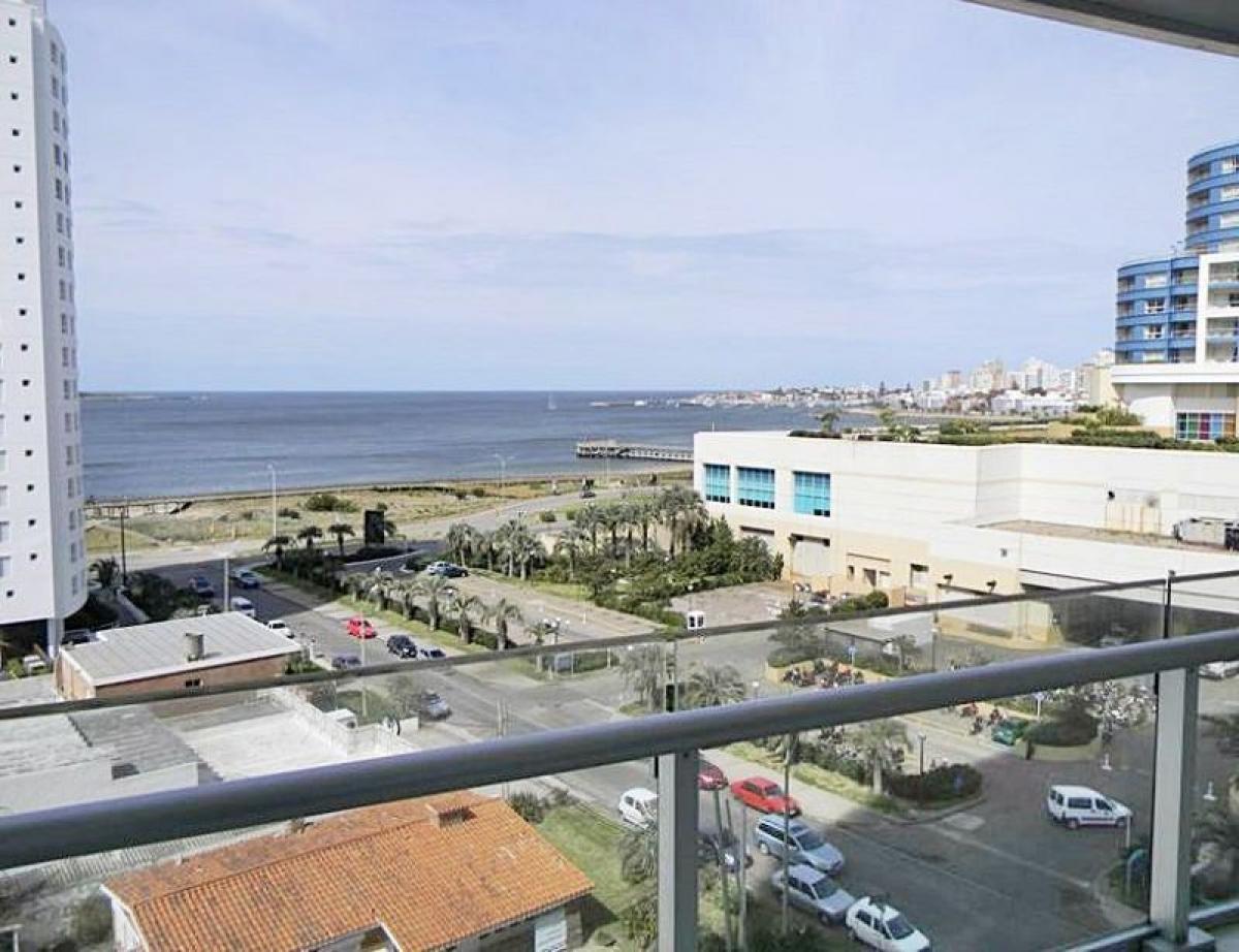 2 bedrooms Apartment in Maldonado, Uruguay No. 1131