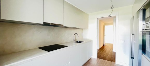 4 bedrooms Apartment in Alcobendas, Spain No. 26243 8