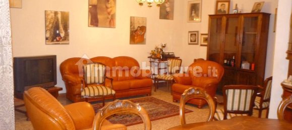 3 bedrooms Apartment in Ceccano, Italy No. 143755 4