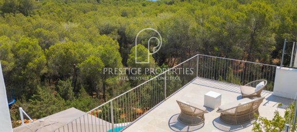 6 bedrooms Villa in Ibiza, Spain No. 266388 2