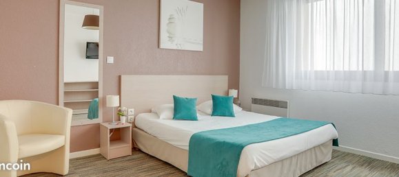 Studio in Dunkerque, France No. 93175 5