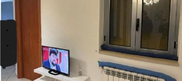 3 rooms Apartment in Cosenza, Italy No. 181455 9