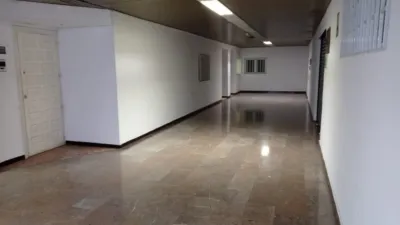 73m² Commercial property in Zaragoza, Spain No. 65073
