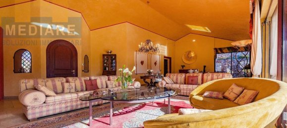 12 rooms Villa in Finale Ligure, Italy No. 163918 2