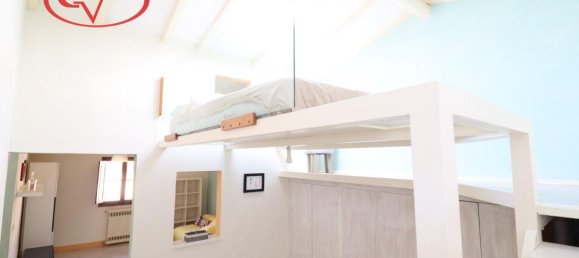 3-salle Appartement à Montevarchi, Italy No. 234964 12