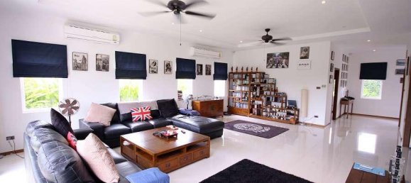 3 bedrooms Cafe / restaurant in Hua Hin, Thailand No. 7411 22