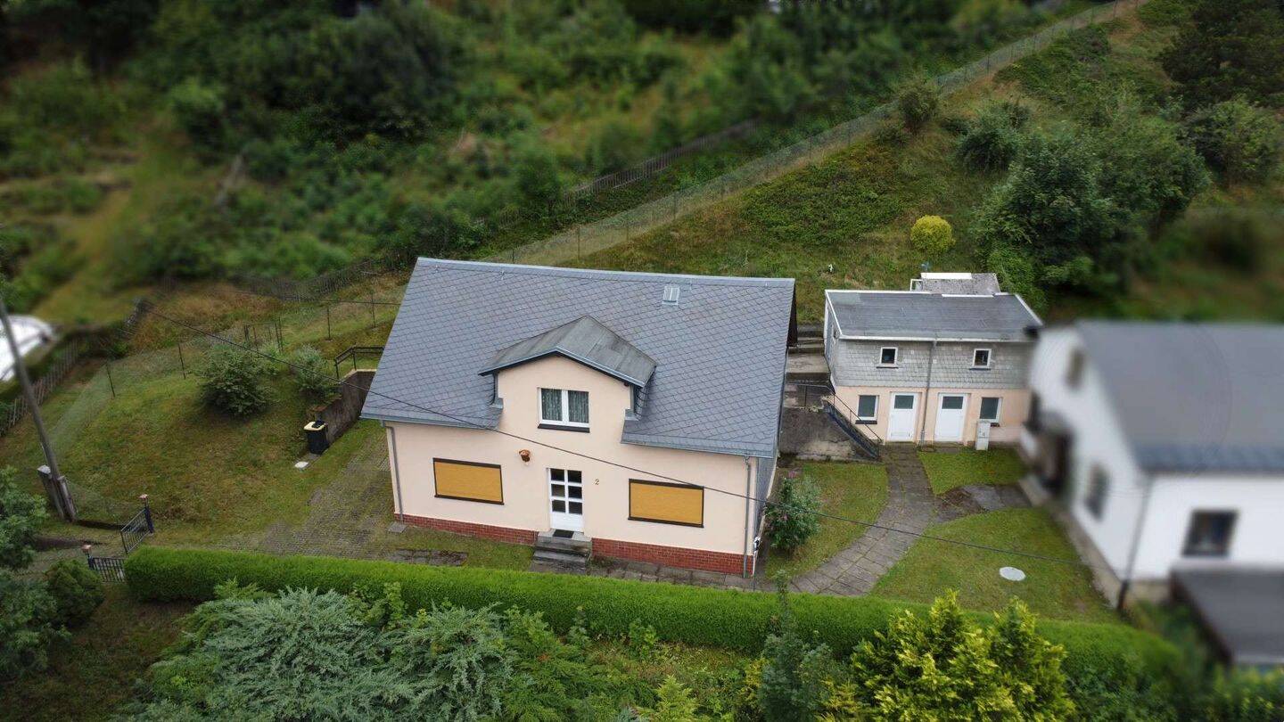 5 bedrooms House in Erzgebirgskreis, Germany No. 264590