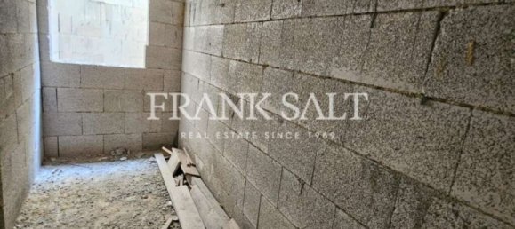 3 Schlafzimmer Maisonette-Wohnung in Xaghra, Malta, Nr. 624 5