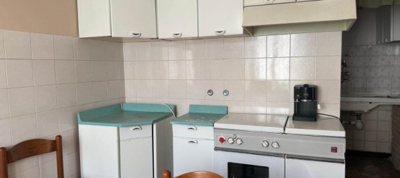 3 Schlafzimmer Haus in Montacuto, Italy, Nr. 377512 2