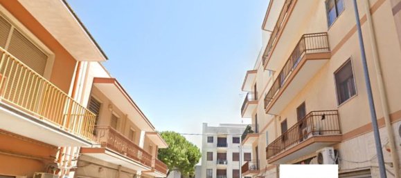 170m² Commercial property in Brindisi, Italy No. 41963 17