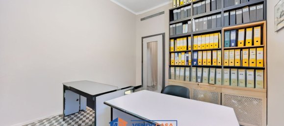 Apartamento de 4 divisões em Turin, Italy N.º 271223 10