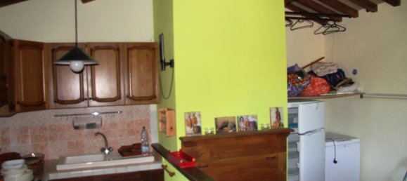 Студия в Сант Анатолия ди Нарко, Италия № 81022 3