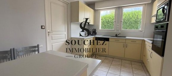 4 bedrooms House in Arras, France No. 313588 6