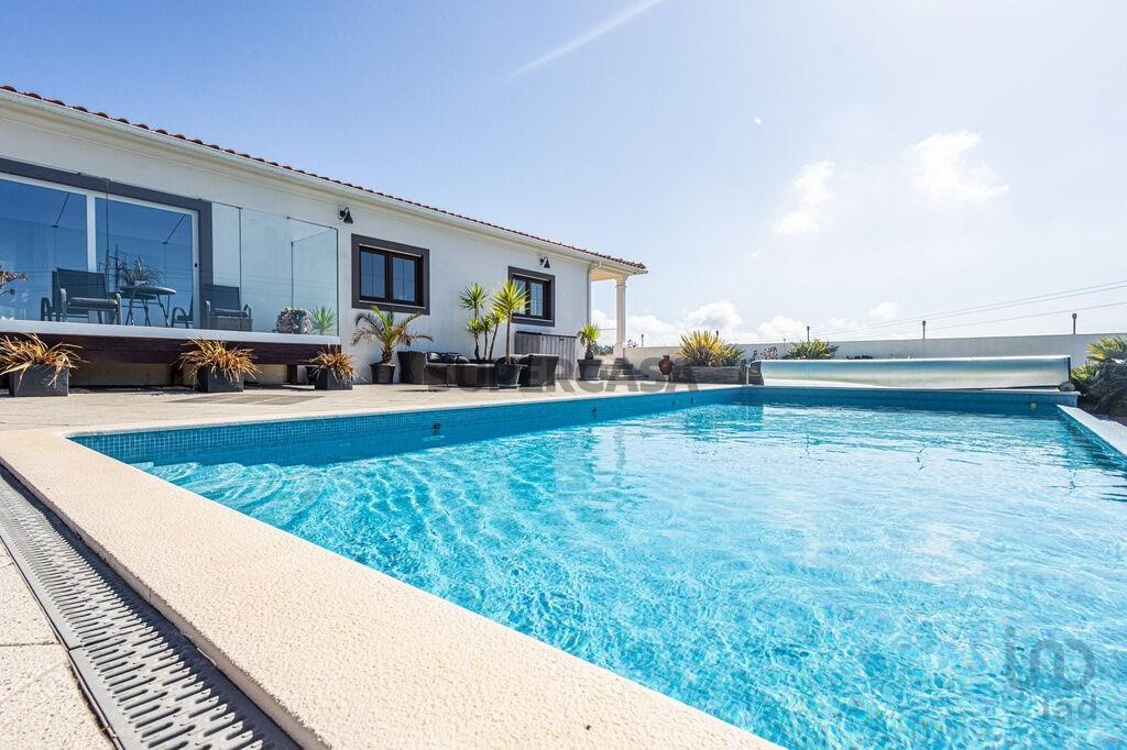 Casa de 5 dormitorios en Alcobaca, Portugal No. 295893