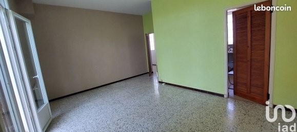 3 bedrooms House in Les Mees, France No. 278392 5