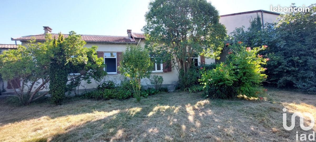 3 bedrooms House in Les Mees, France No. 278392