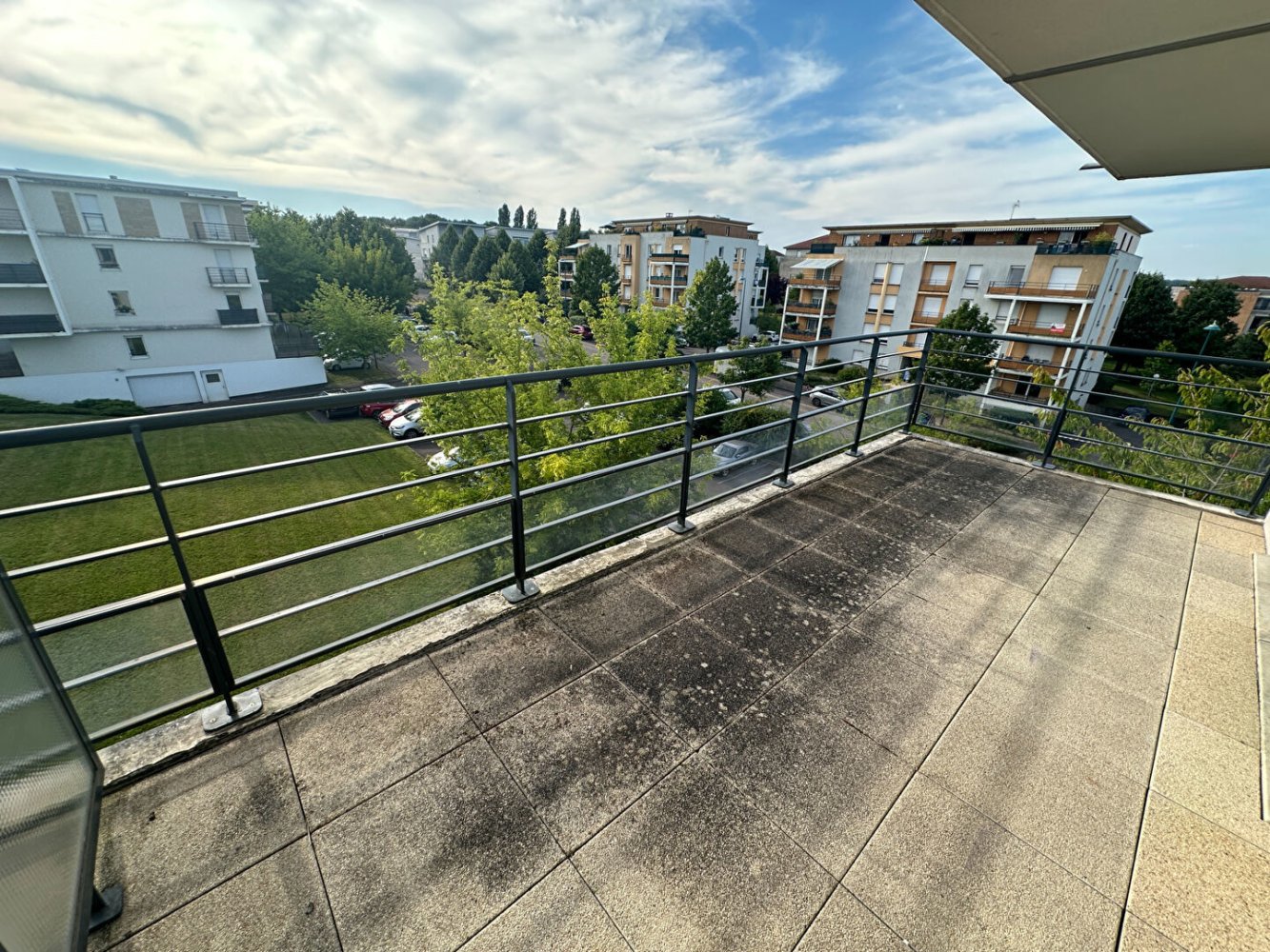 2 bedrooms Apartment in Metz, France No. 264391