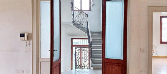 3 Schlafzimmer Villa in Treviso, Italy, Nr. 370636 26