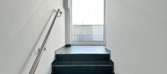 Квартира с 3 комнатами в Нюрнберг, Германия № 239316 3