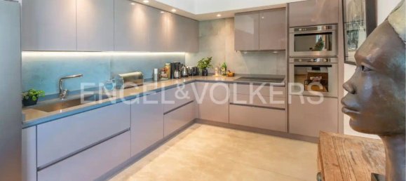 Пентхаус с 5 комнатами в Триест, Италия № 102278 3