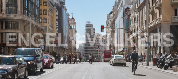 4 chambres Appartement à Madrid, Spain No. 148675 2