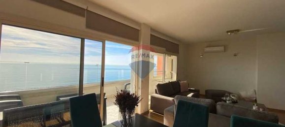 3 bedrooms Apartment in Limassol, Cyprus No. 19709 5