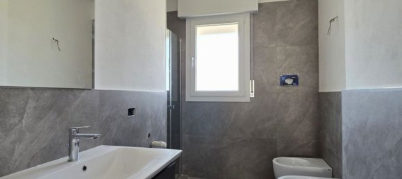 4-Zimmer Wohnung in Bassano del Grappa, Italy, Nr. 162022 11