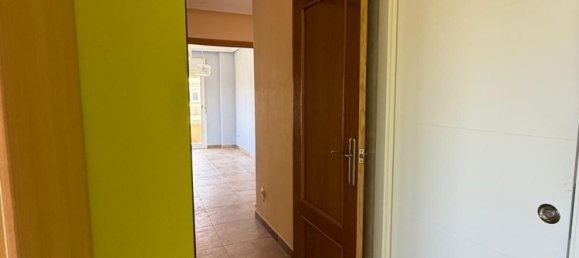 Apartamento de 3 dormitorios en Alicante, Spain No. 166810 6