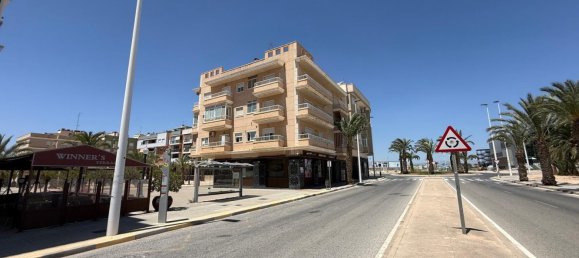 Apartamento de 3 dormitorios en Alicante, Spain No. 166810 12