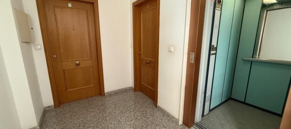 Apartamento de 3 dormitorios en Alicante, Spain No. 166810 13