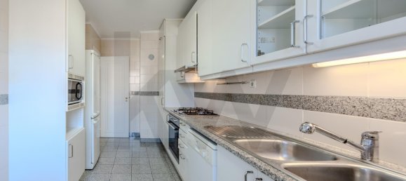 2 Schlafzimmer Wohnung in Lisbon, Portugal, Nr. 348935 9
