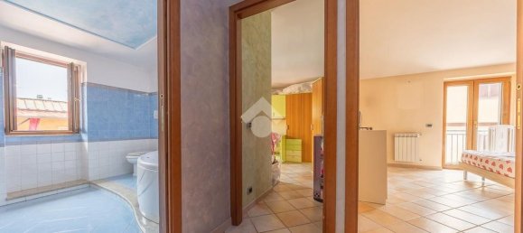 3 rooms Apartment in Rome, Italy No. 281236 13