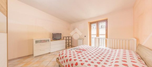 3 rooms Apartment in Rome, Italy No. 281236 21