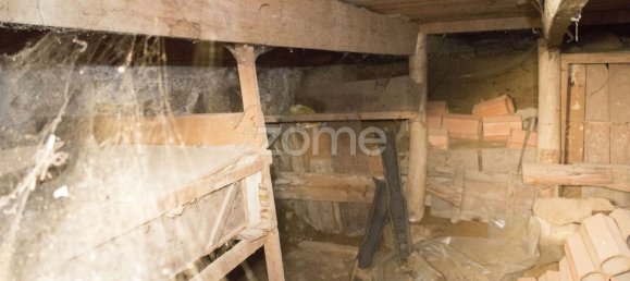 9 bedrooms House in Sao Joao da Madeira, Portugal No. 24205 24