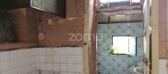 9 bedrooms House in Sao Joao da Madeira, Portugal No. 24205 19