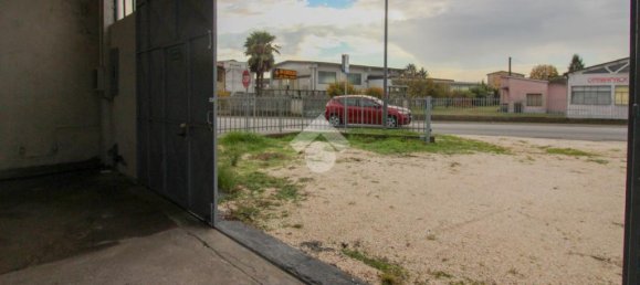 3 rooms Warehouse in Soresina, Italy No. 353970 5