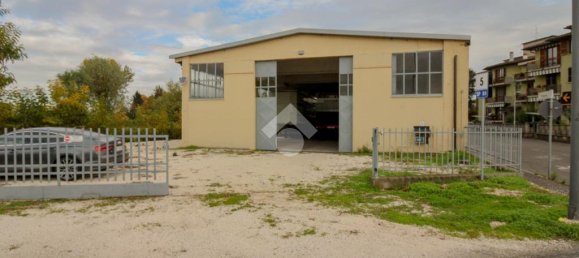 3 rooms Warehouse in Soresina, Italy No. 353970 3